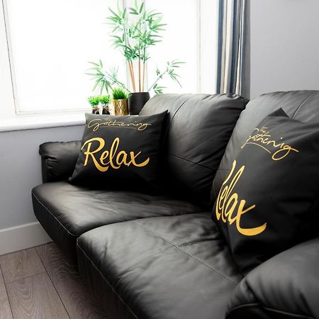 Wrexham Central Stay - Apartment Six Экстерьер фото