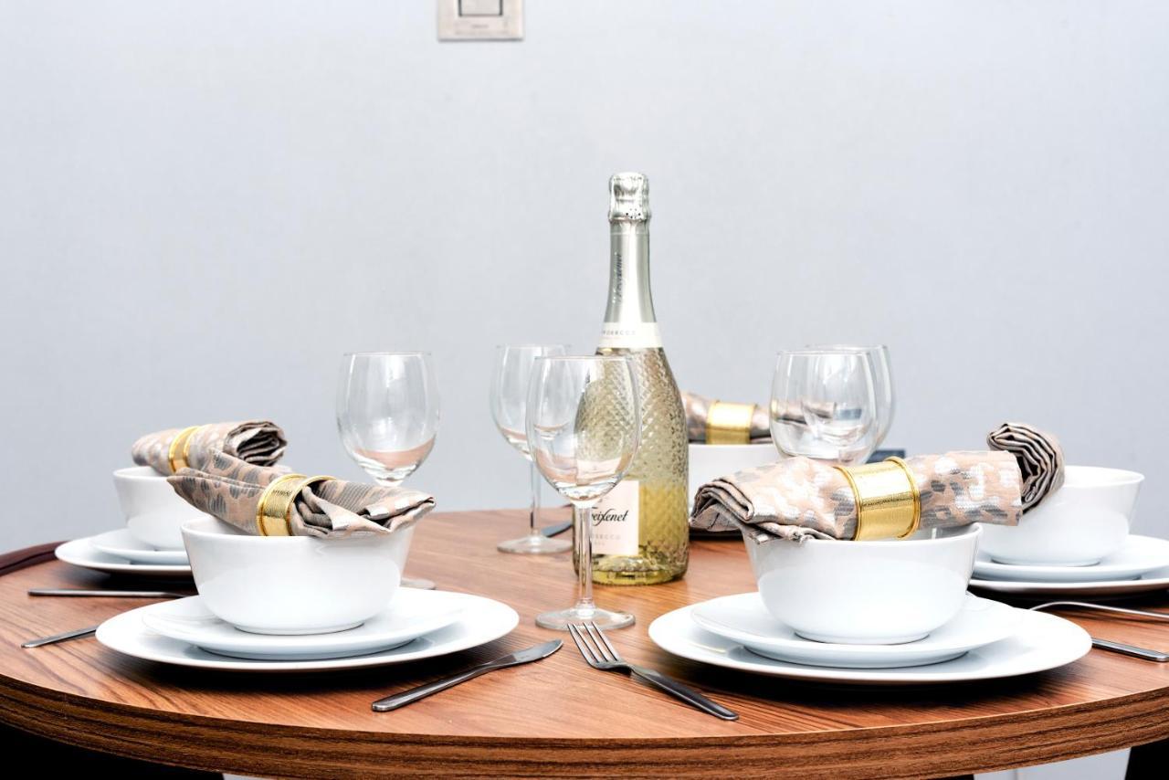 Wrexham Central Stay - Apartment Six Экстерьер фото