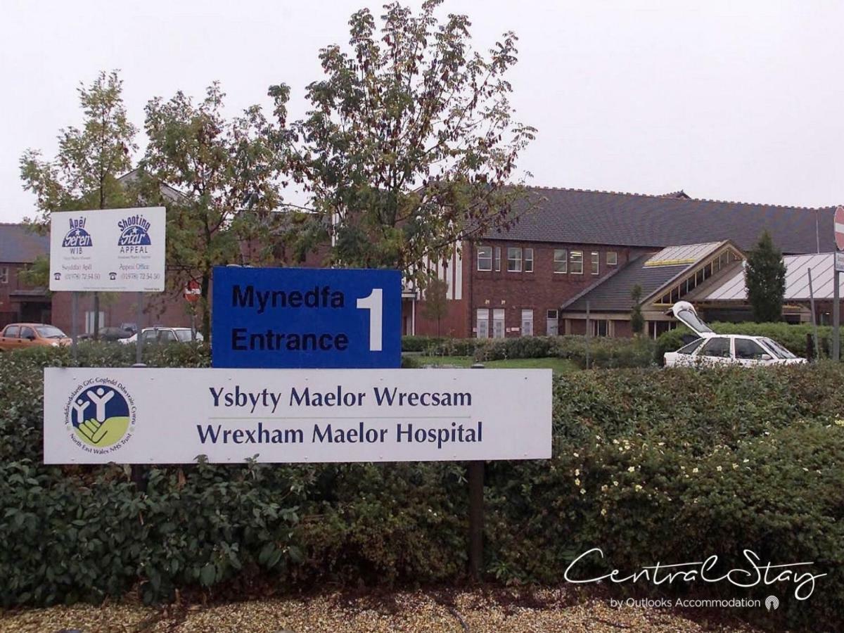 Wrexham Central Stay - Apartment Six Экстерьер фото